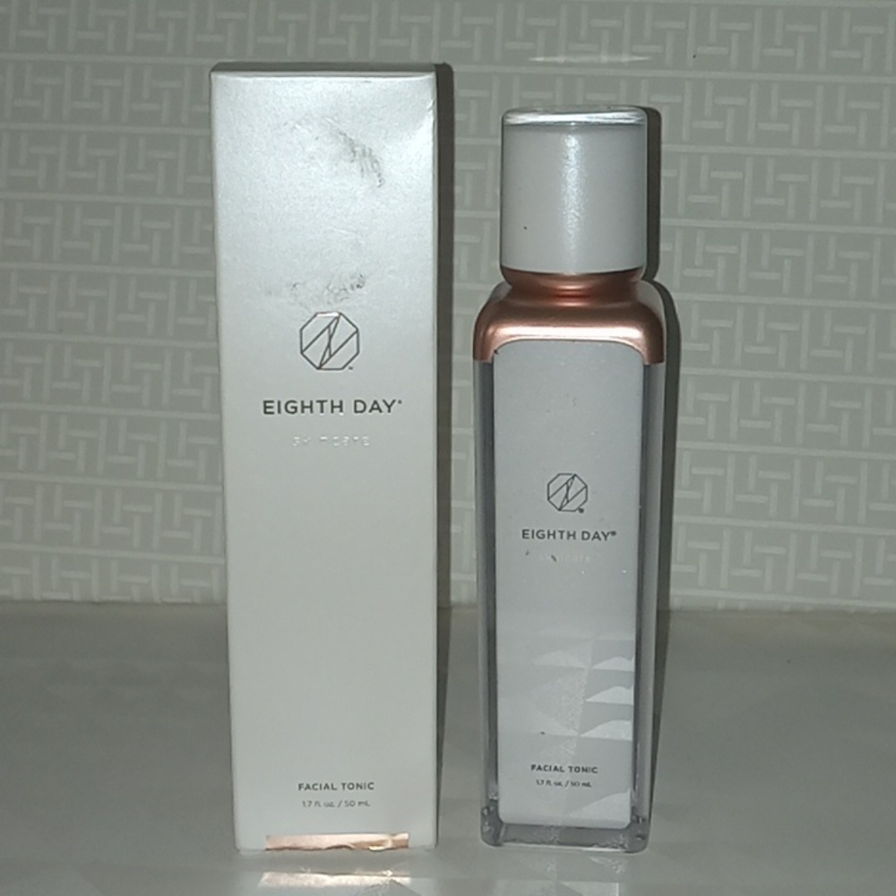 NIB 50 ML Eighth Day Facial Tonic Mini-chem Peel In A Bottle